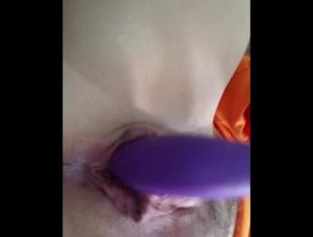 Pawg NoelleMorrison играет с вибратором до мощного оргазма