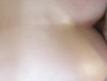 Горячей блондинке-подруге уничтожают ее задницу в первый раз