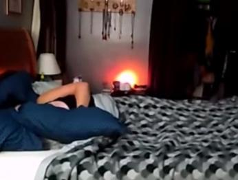 Поймал жену на мастербации 10 5