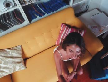 Трахаю мою NIECE, пока его жена не дома! POV