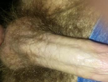 Анальный фаллоимитатор и кончил перед сном